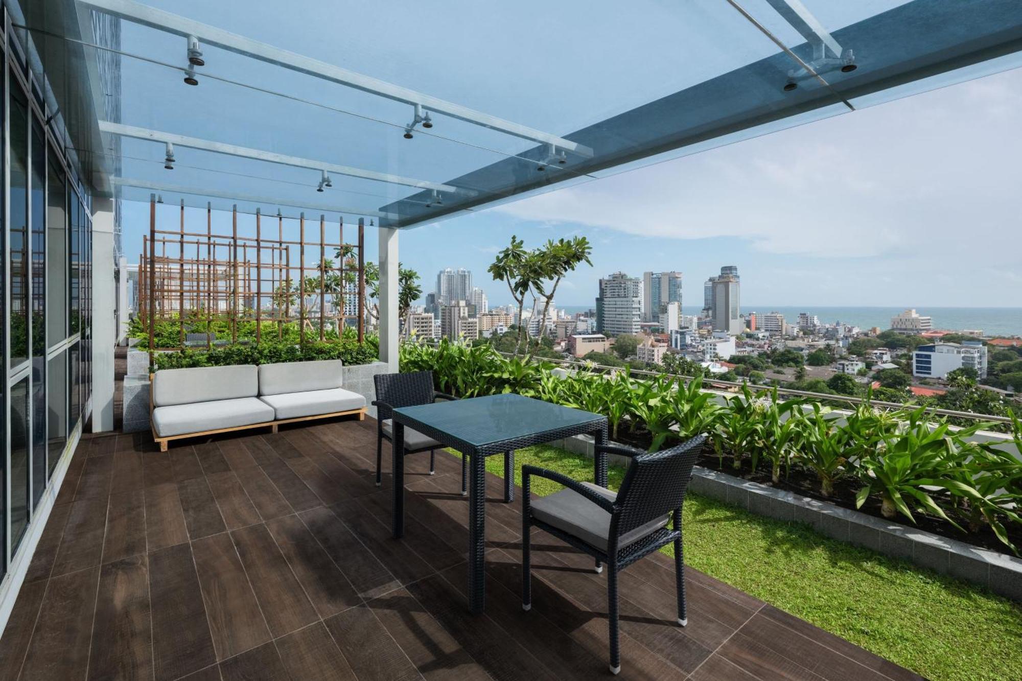 Courtyard By Marriott Colombo Exterior foto