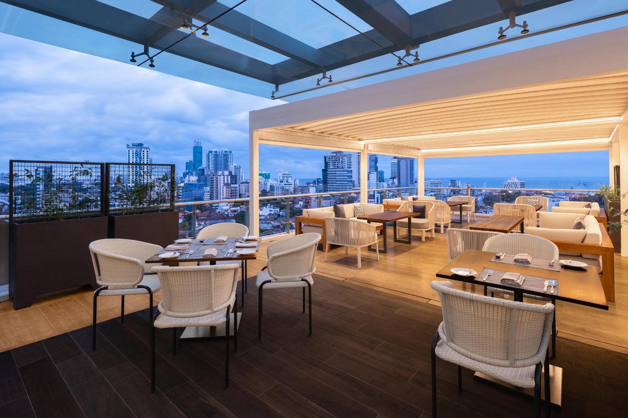 Courtyard By Marriott Colombo Exterior foto